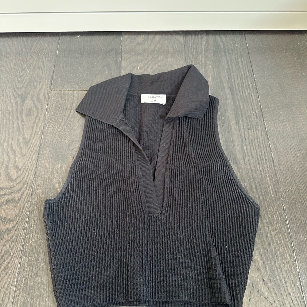 Aritzia Black Ribbed Crop Top